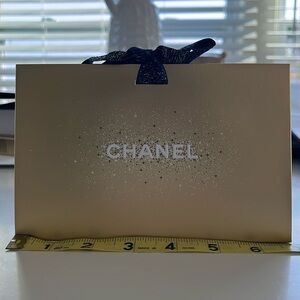 💔SOLD Authentic Chanel gift set bundle